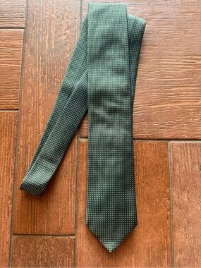 Peter Millar Classic Men's Green Micro-Pattern Tie